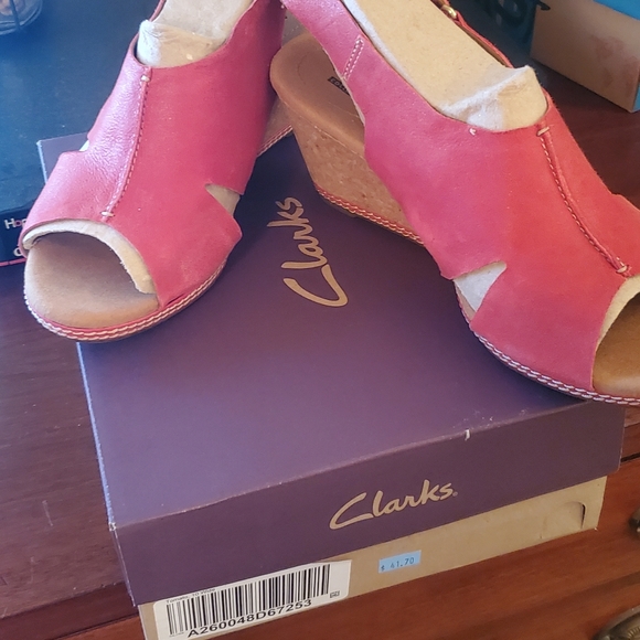 Shoes - Picture 1 of 5